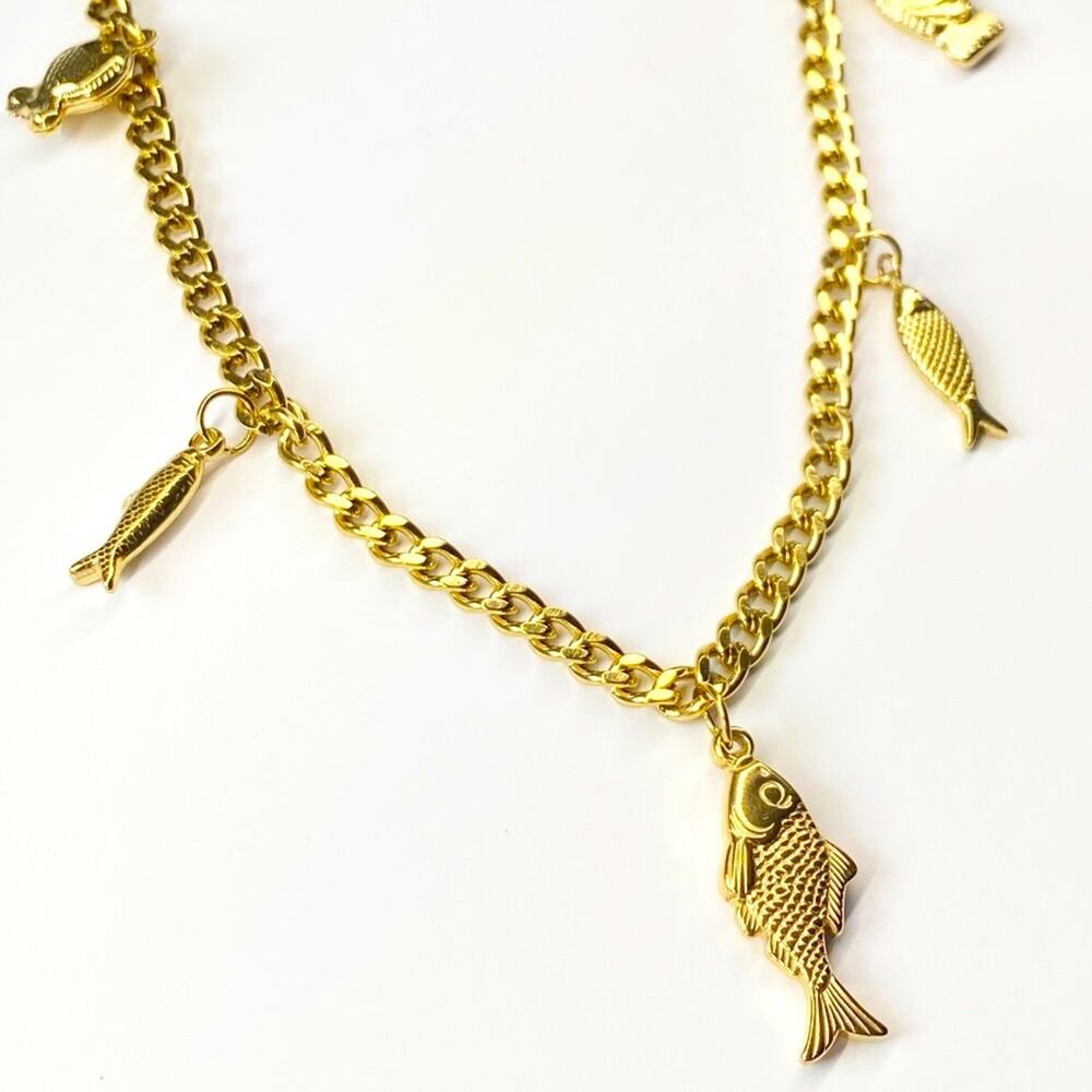 NEW Gold Fish Chunky Charm Necklace